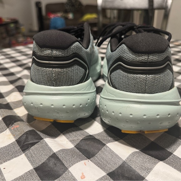 Brooks Men’s Glycerin 21 Running Shoe Cloud/Black/Gold Size 9 - Picture 3 of 9